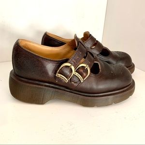 Dr. Martens 8065 Vintage 90s Leather Platform Sole Mary Janes in Brown